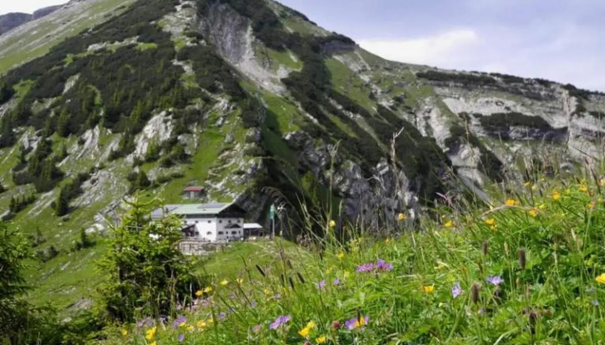 Die Tölzer Hütte am Schafreuter | © DAV/Monika Glasl