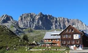 © Freiburger Hütte