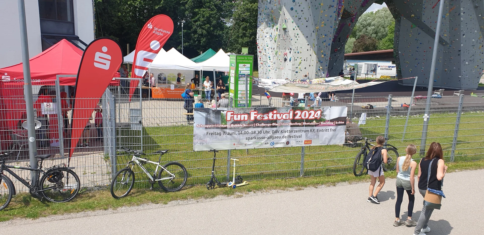 Auf den ganzen Gelände war viel los | © DAV/Helga Obermüller