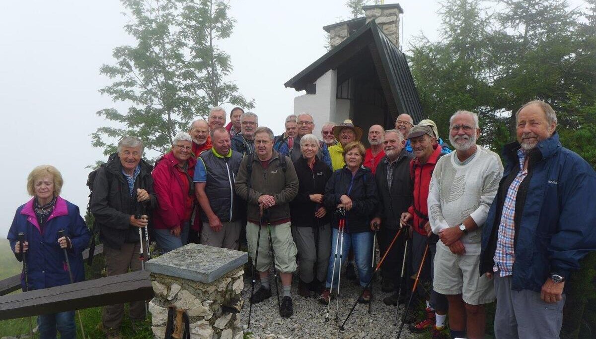 Gruppenfoto Erbauer der Kapelle | © DAV Kaufbeuren-Gablonz Gruppenfoto Erbauer der Kapelle | © DAV Kaufbeuren-Gablonz