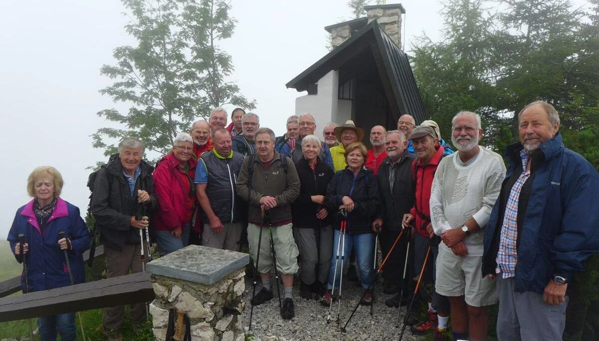 Gruppenfoto Erbauer der Kapelle | © DAV Kaufbeuren-Gablonz