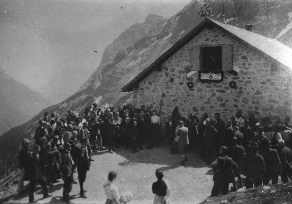 Eröffnung Kaufbeurer Haus | © DAV Archivbild