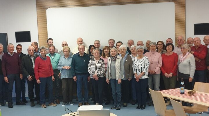 Gesamtbild alle geehrten aus dem Jahr 2024 | © DAV/Barbara Löffler