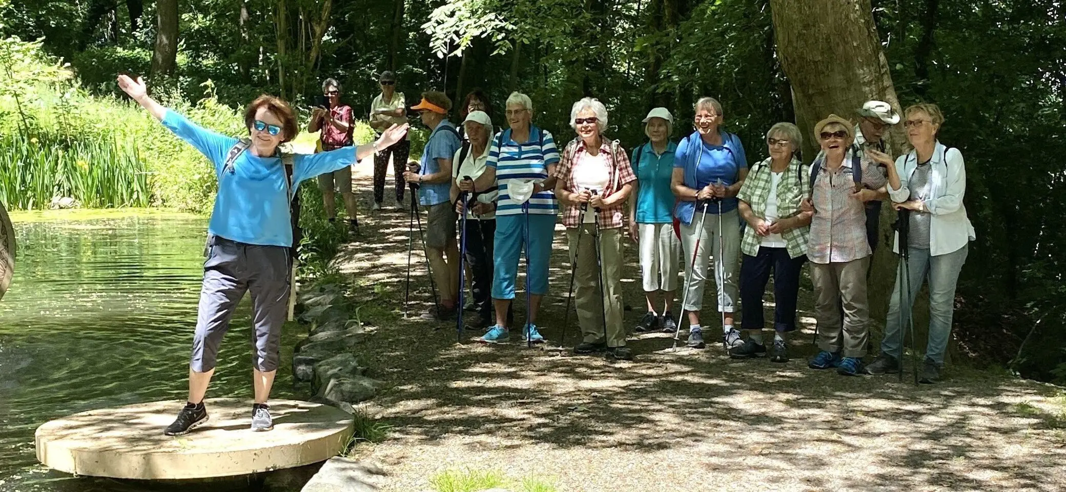 Ursula Klimm mit ihrer Gruppe "Genusswanderer" | © DAV/Ursula Klimm