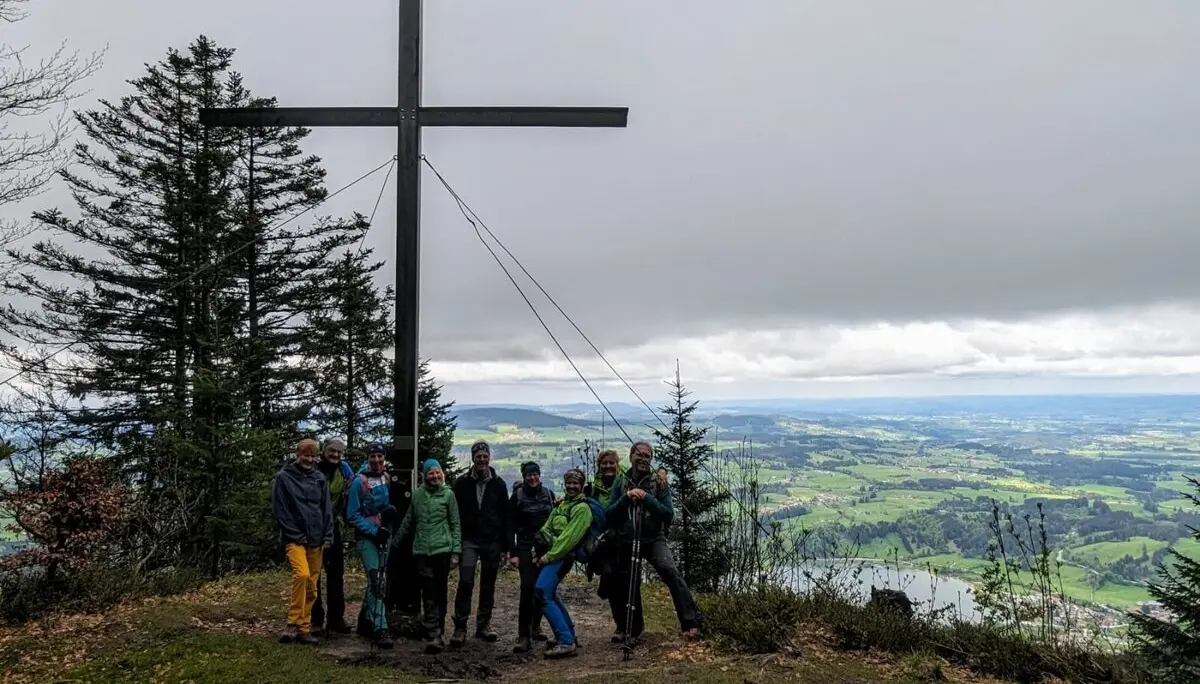 Gschwendner Horn mit Blick auf Alpseen | © Heike Bogula