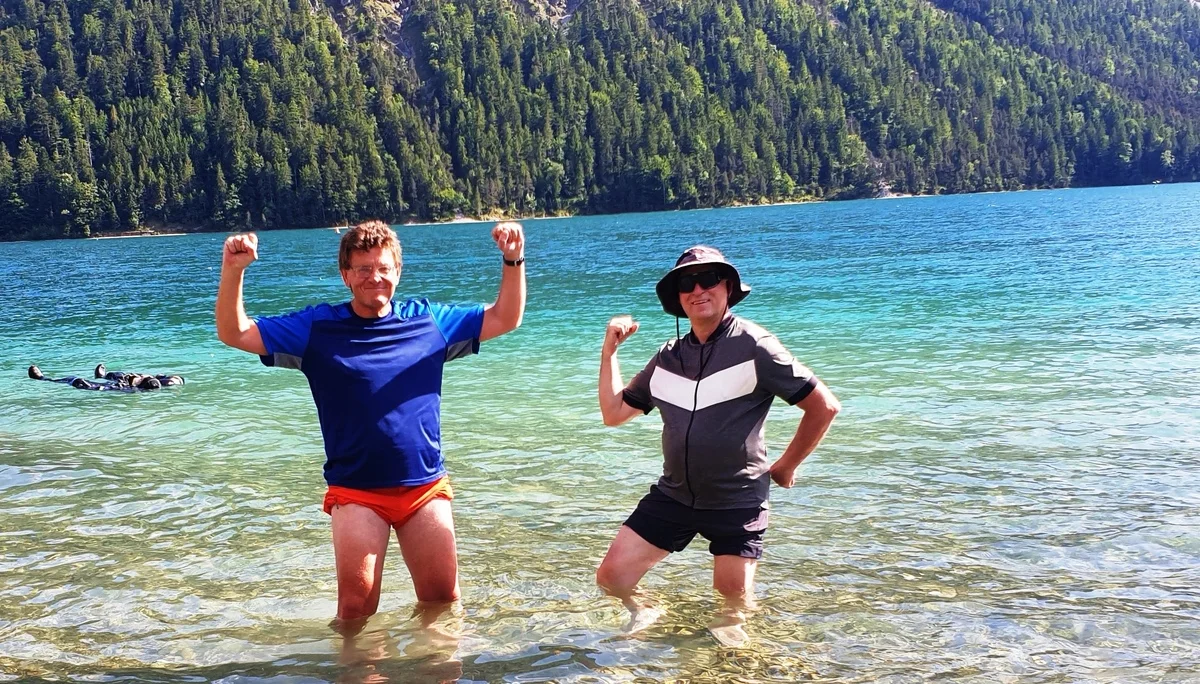 Baden im Plansee - Peter und Max | © DAV/Helga Obermüller