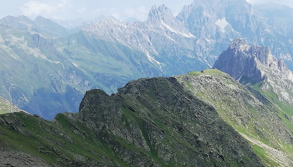 Blick auf die Gipfel südlich der Serles | © DAV/Hanns-Peter Rehle