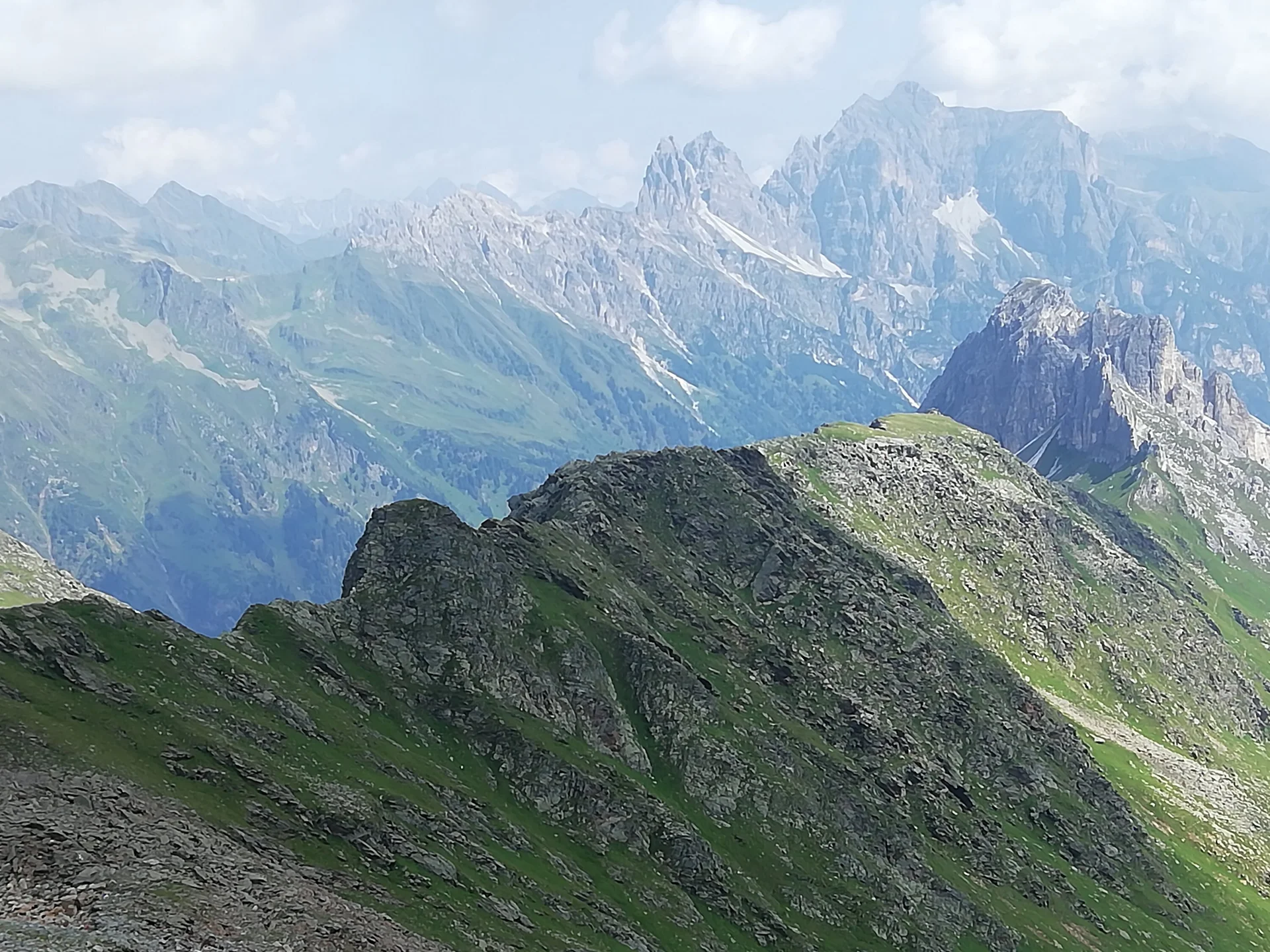 Blick auf die Gipfel südlich der Serles | © DAV/Hanns-Peter Rehle