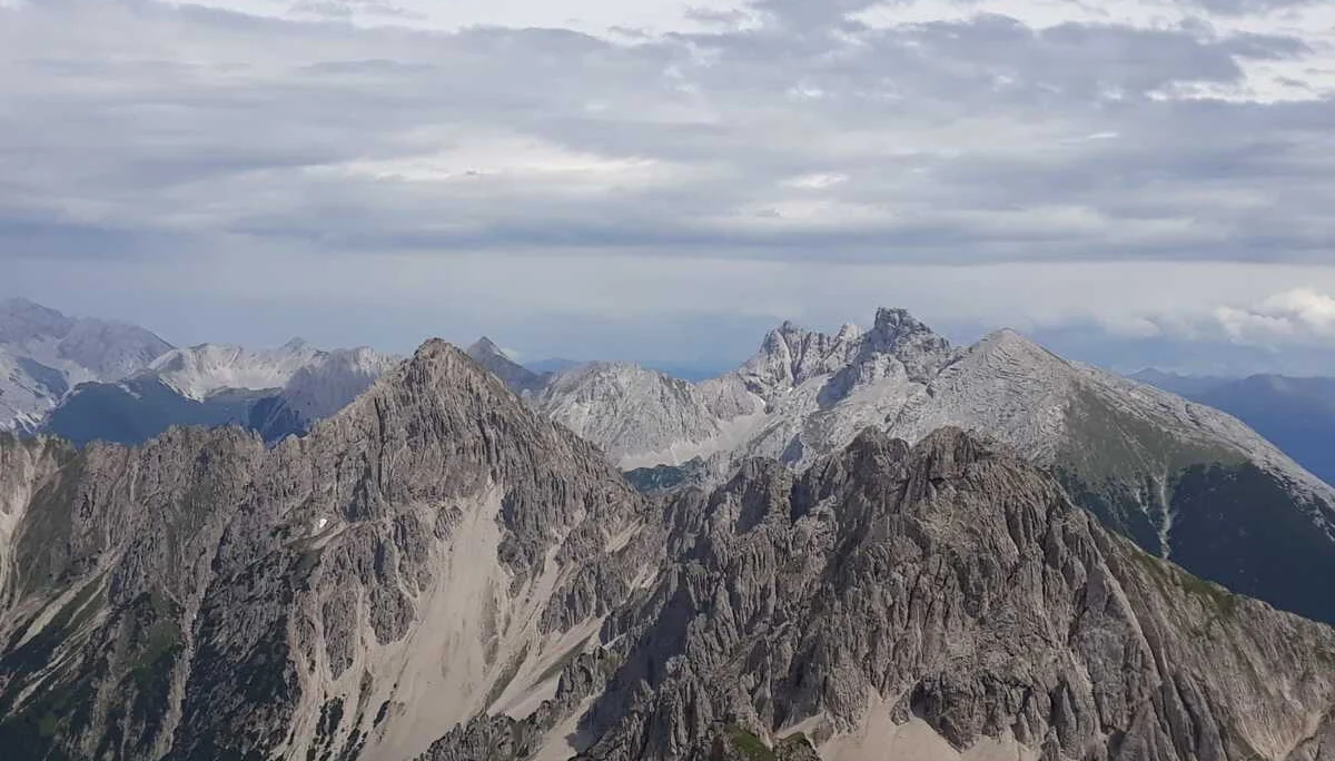 Blick über Freiungen zum Solstein | © DAV/Hanns-Peter Rehle