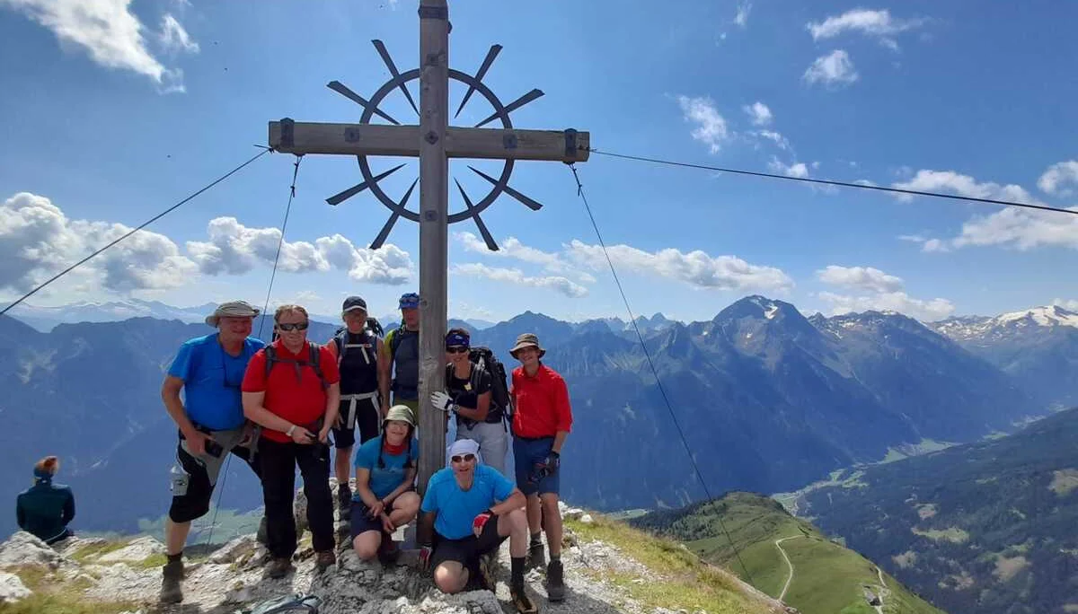 Am Gipfel des Hohen Burgstalls (2611 m) | © Franz Plha