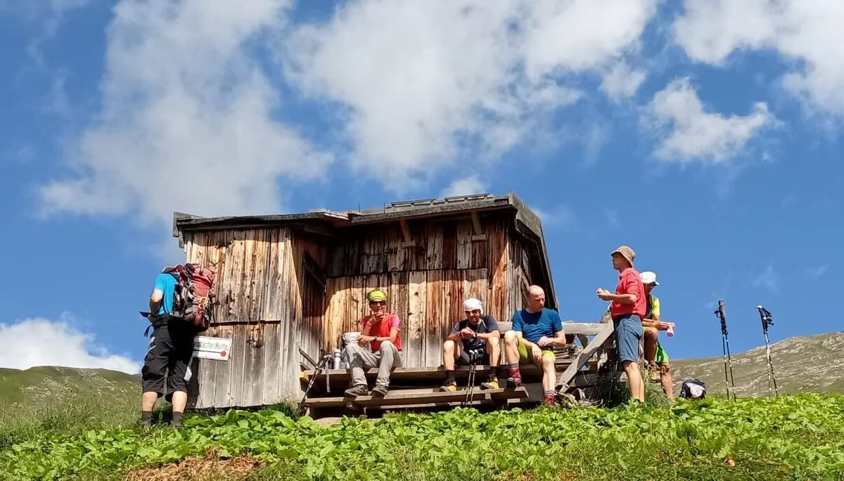 Pause beim Aufstieg zur Augsburger Hütte | © Birgit Baumer-Waltersdorf
