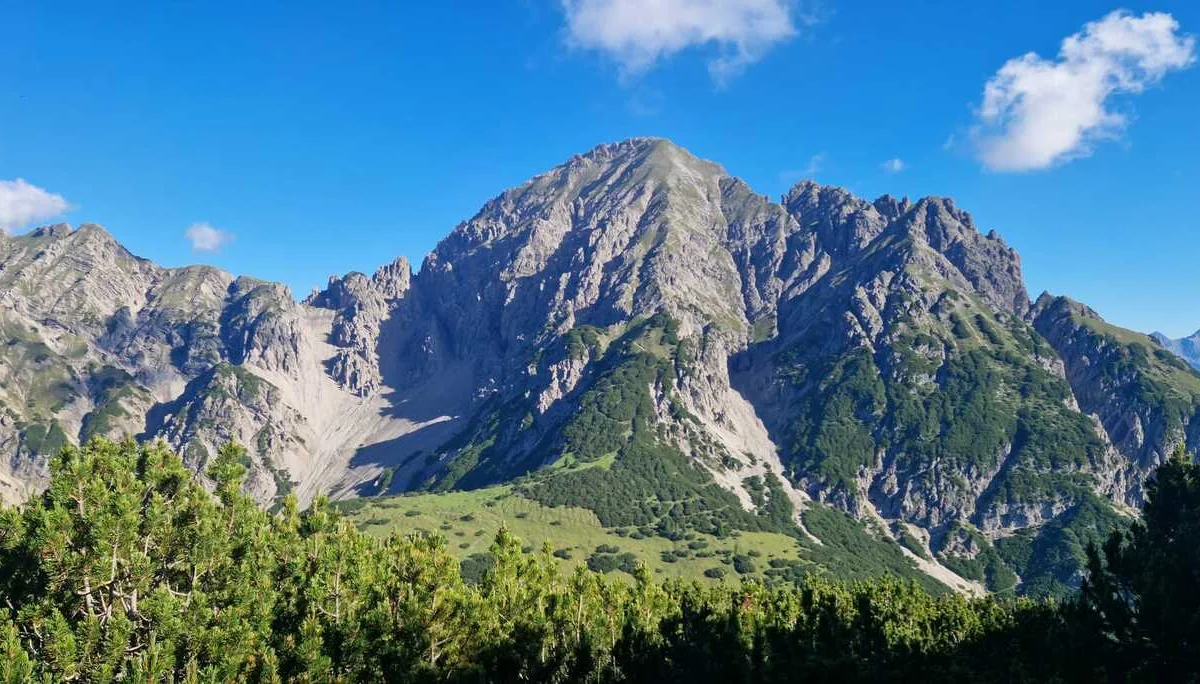 Erlspitze mit Eppzirlerscharte | © Haiko Pohl