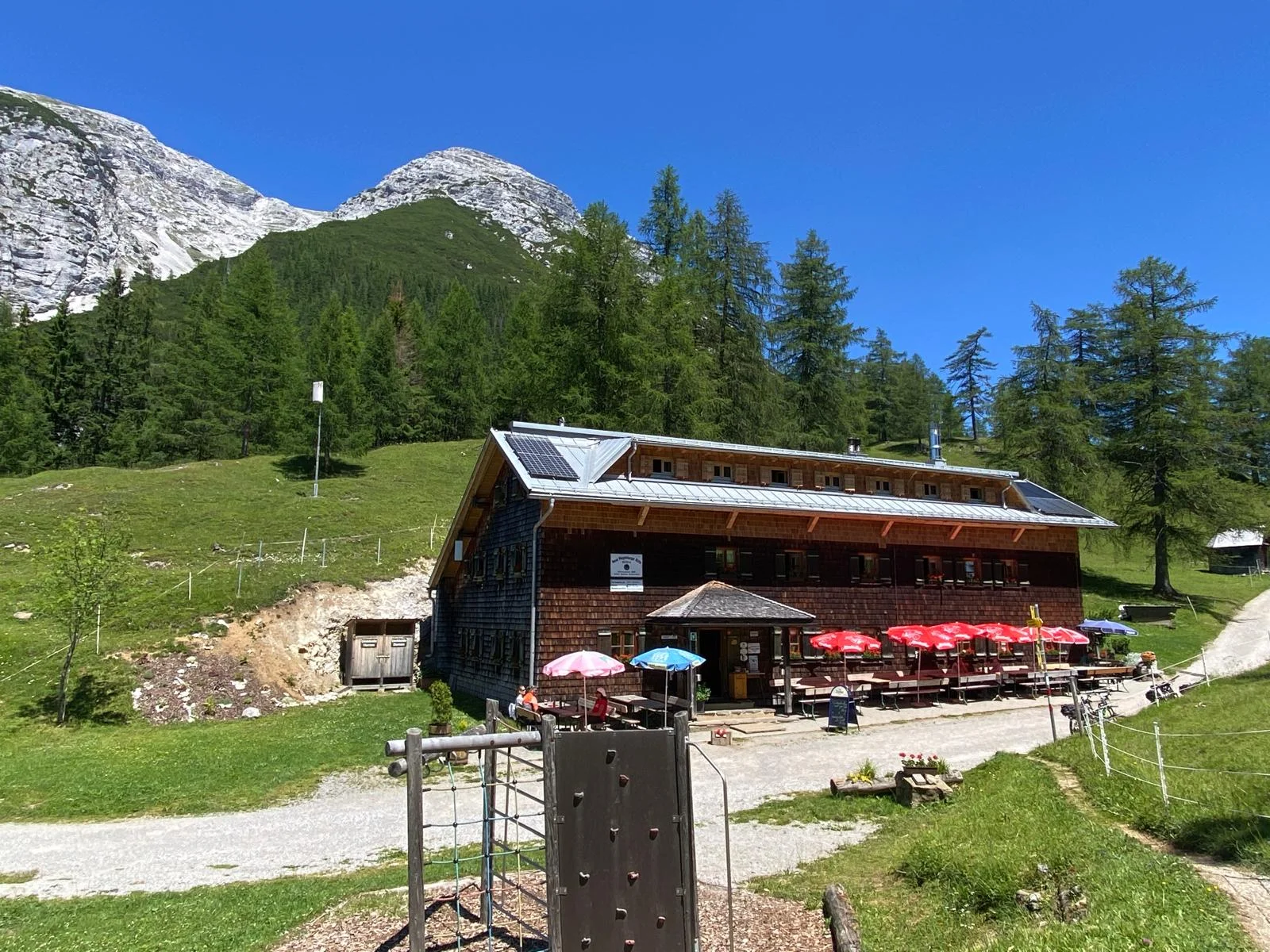 Neue Magdeburger Hütte | © Sarah Lautenbacher