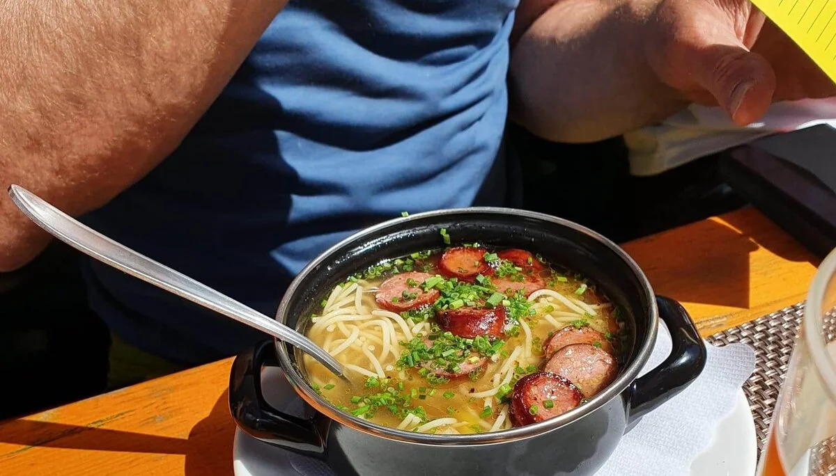 Pause an der Niederelbehütte | © Max Bollwein