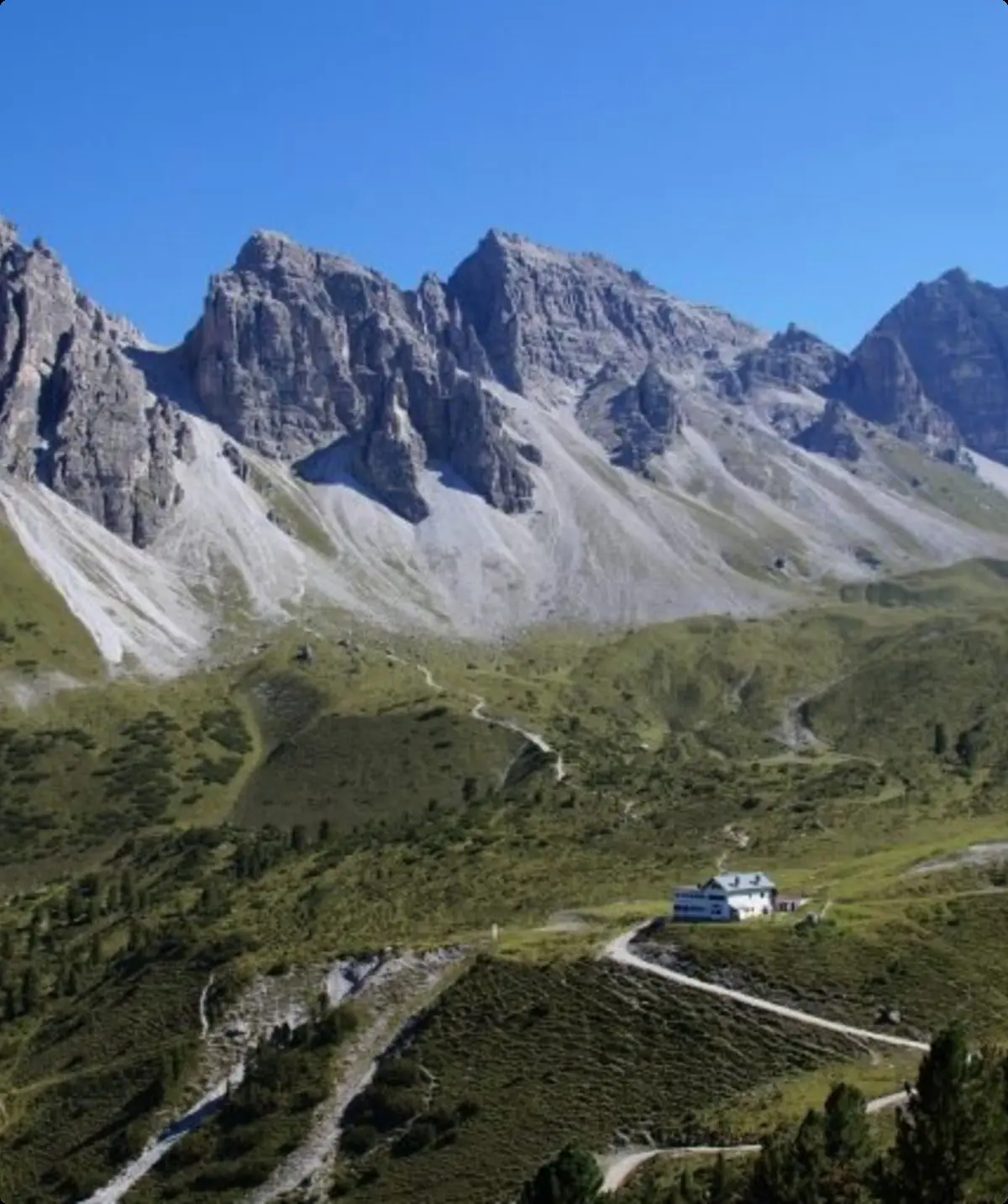 © Adolf-Pichler-Hütte