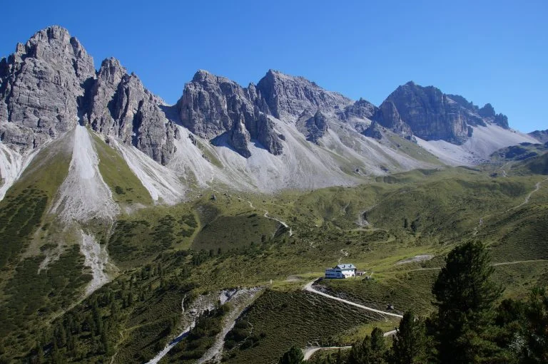 © Adolf-Pichler-Hütte