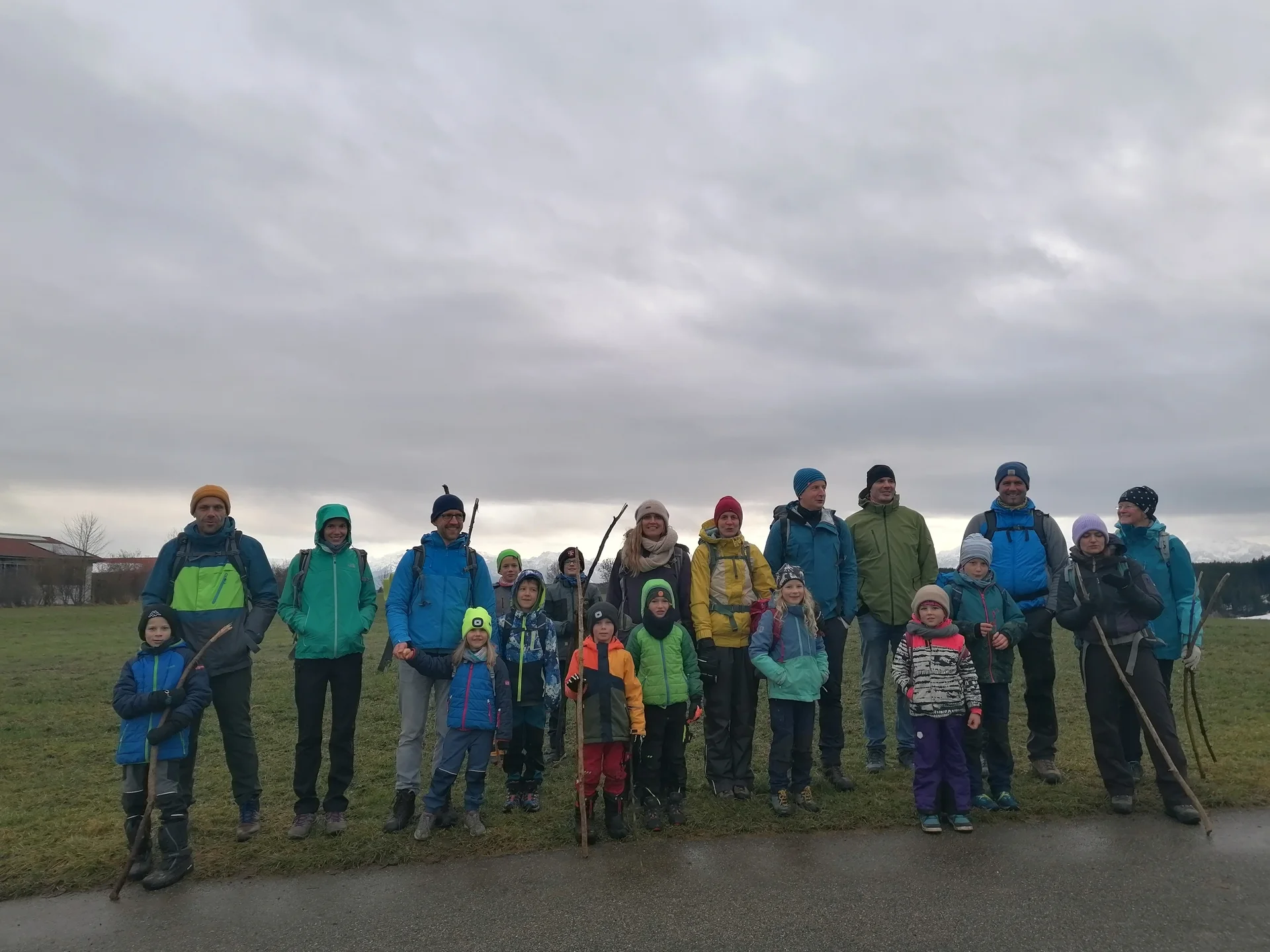 Bergpiraten trotzen Wetter vor Alpenkulisse | © DAV/Mareen Mühle