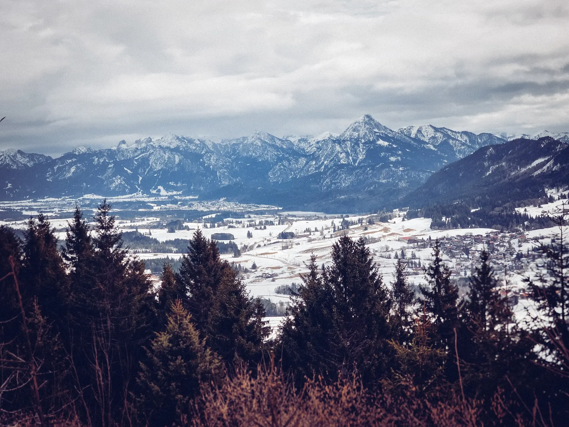 Die Steilwandstöpsel beim Rodeln an der Hündleskopfhütte | © DAV/Sophie Scupin