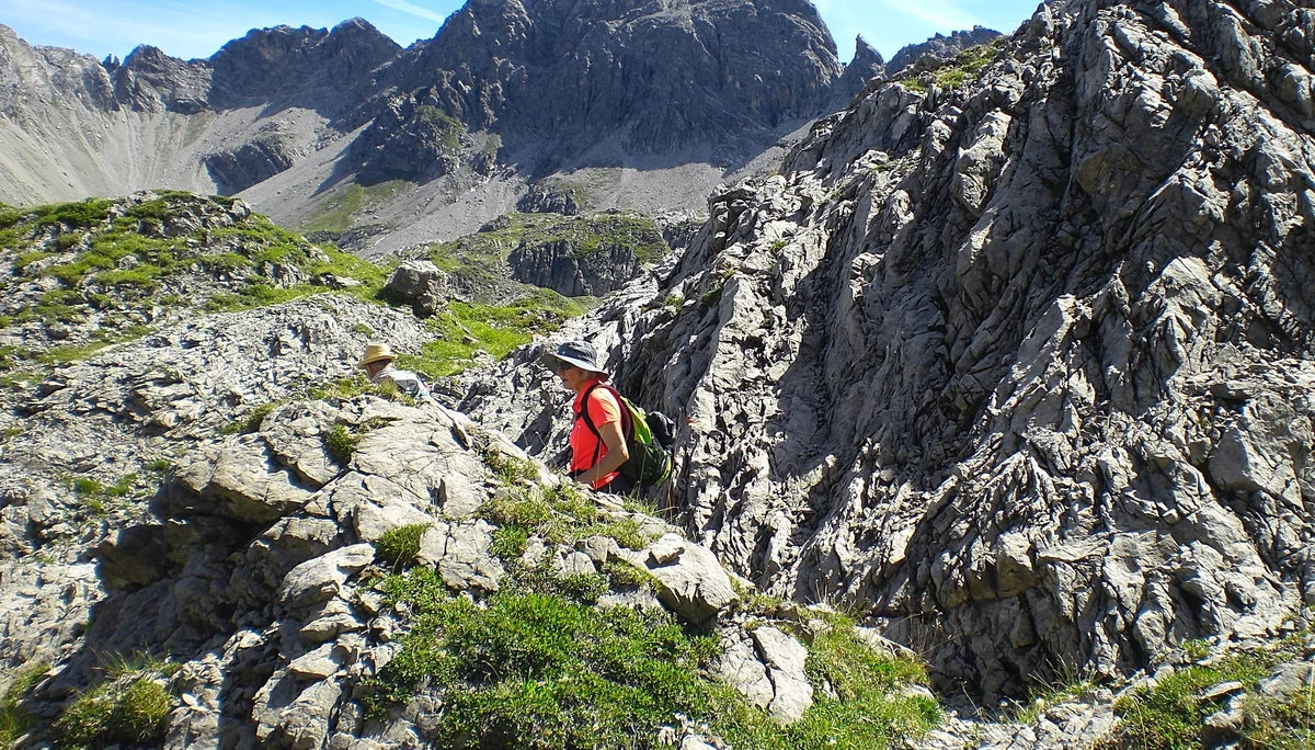 Unterwegs auf schroffigem Gelände | © DAV/Siegfried Stanzel
