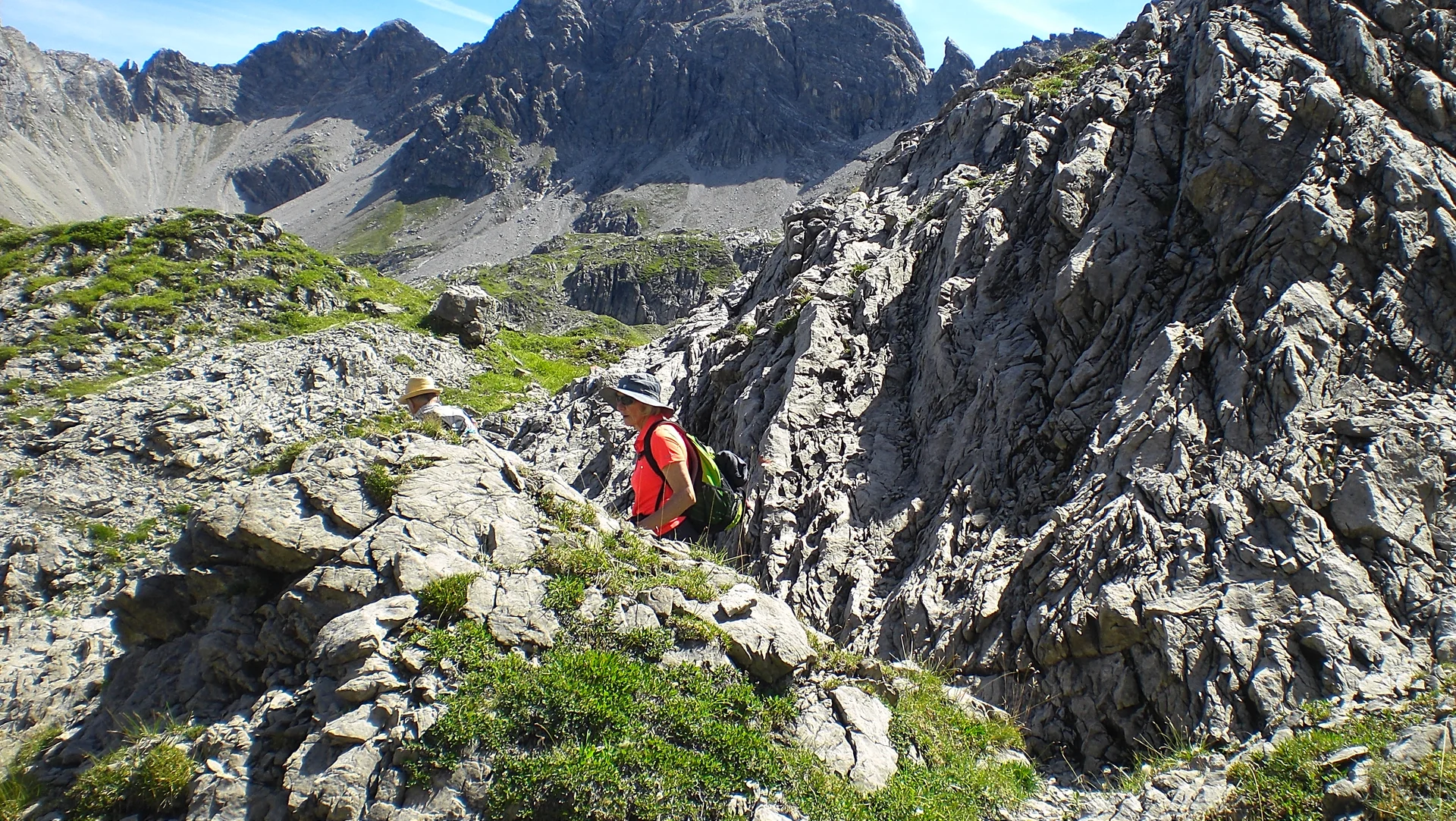 Unterwegs auf schroffigem Gelände | © DAV/Siegfried Stanzel