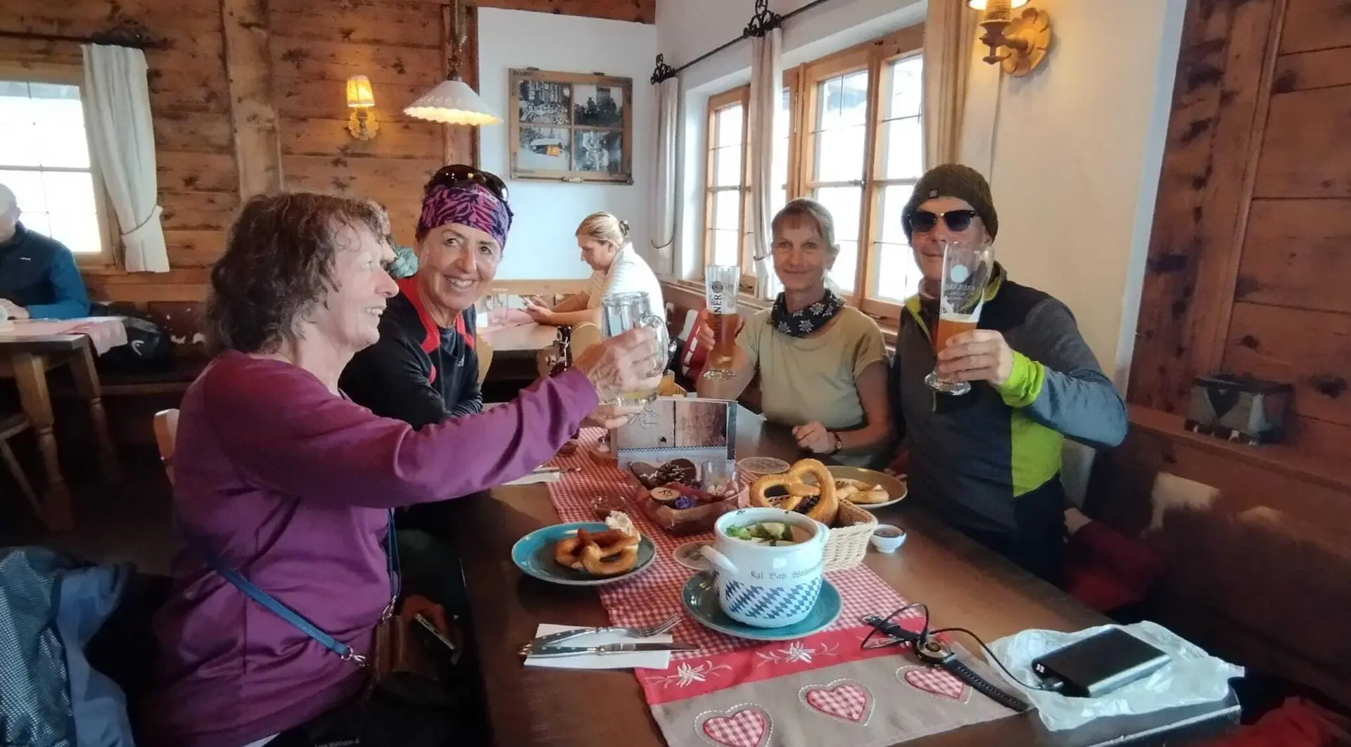 Abschluss in der Rohrkopfhütte | © Alena Srovnalova