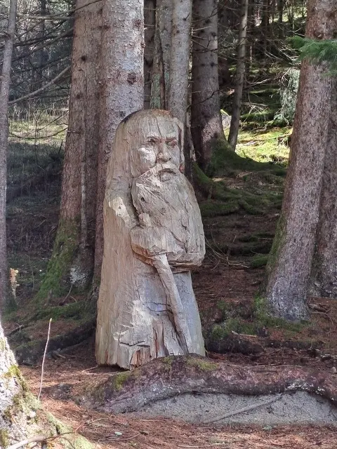 Skulptur am Weg | © Beate Schak