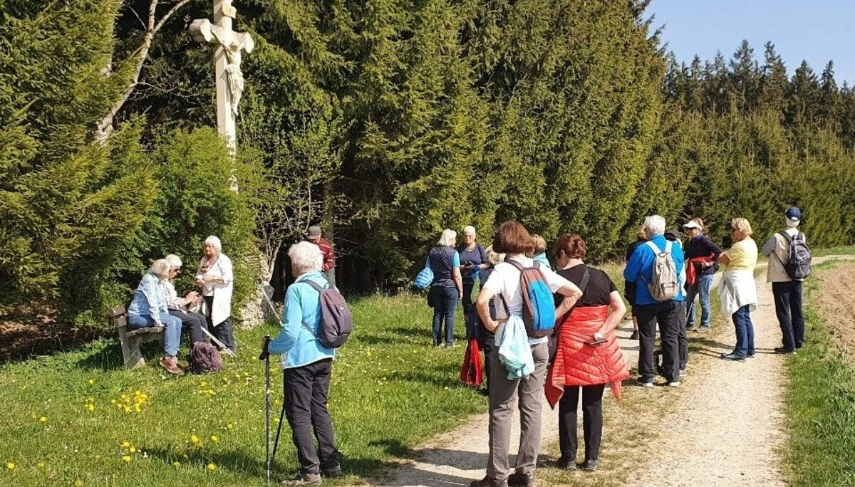 Rast beim großen Feldkreuz | © DAV/Werner Létang