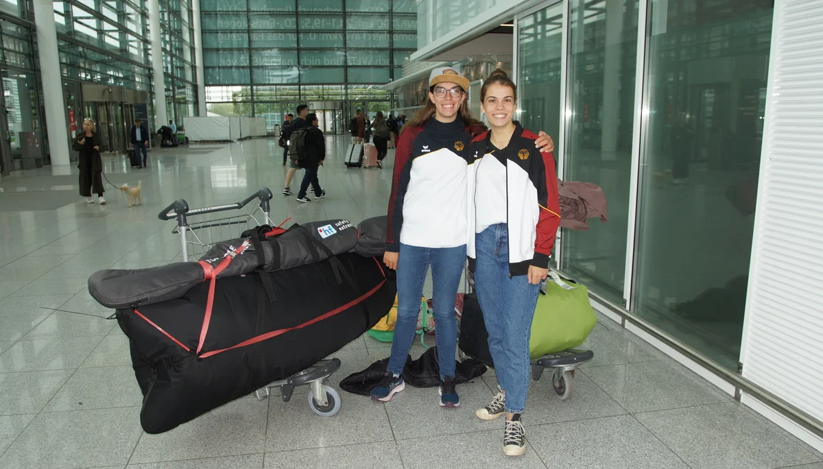 Lucia und Sonja bei der Ankunft in Amerika | © DAV/Andrea Hacker