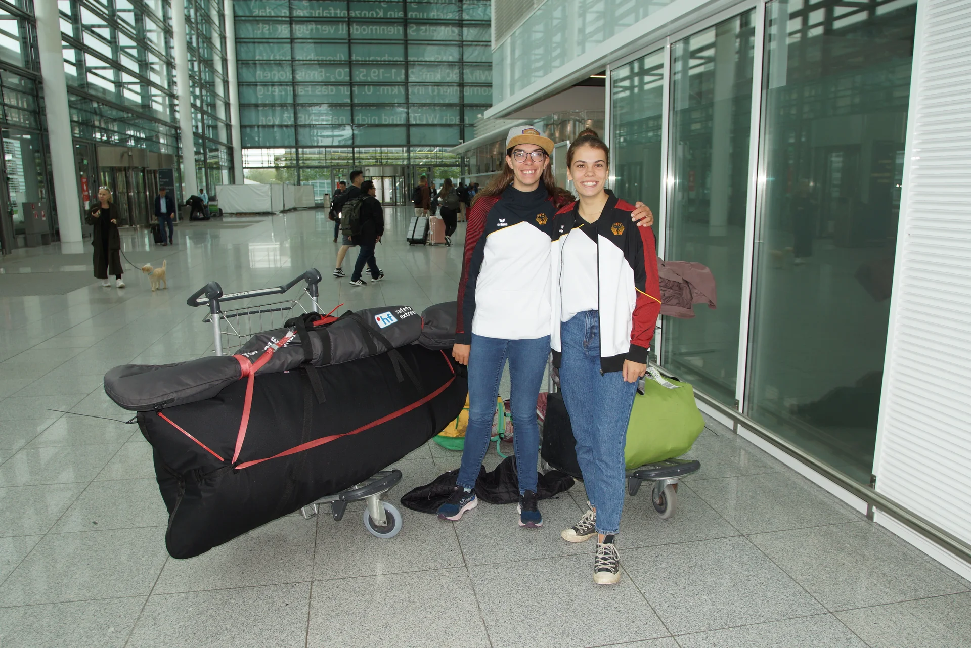 Lucia und Sonja bei der Ankunft in Amerika | © DAV/Andrea Hacker