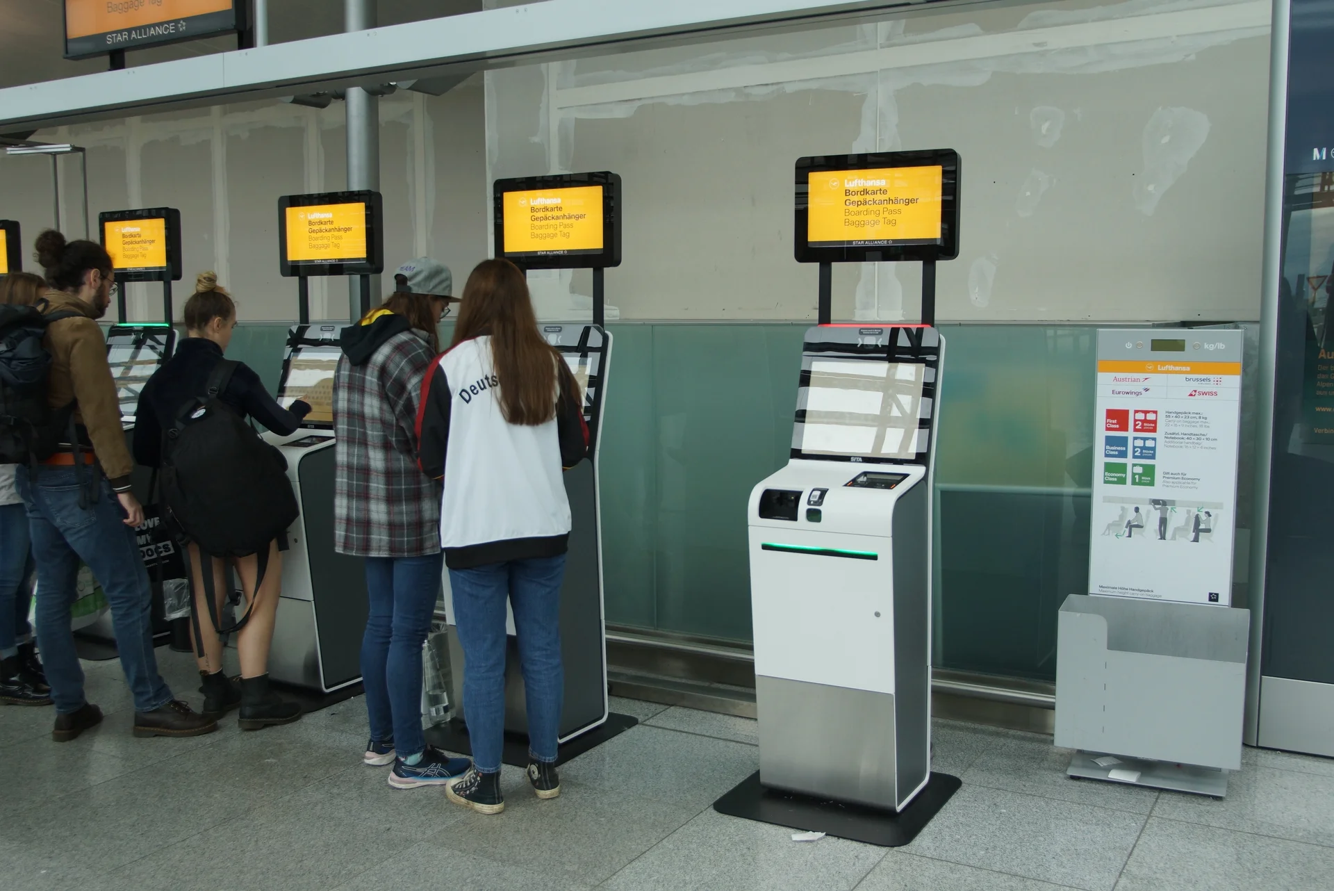Am Flughafen | © DAV/Andrea Hacker