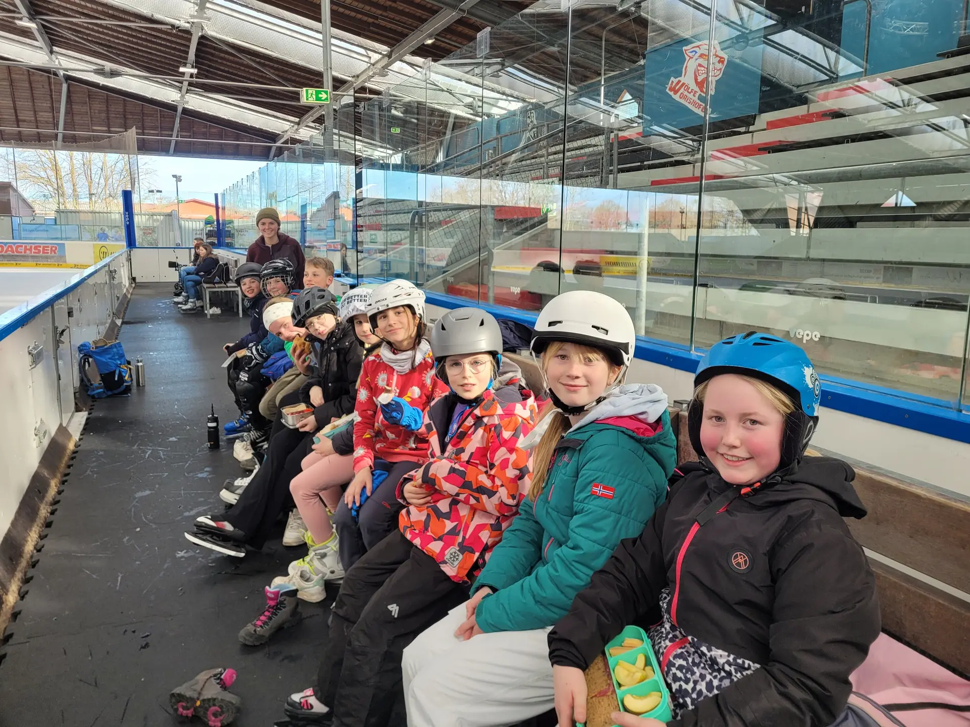 Gruppenbild Eislaufen | © DAV/Carolin Ullrich