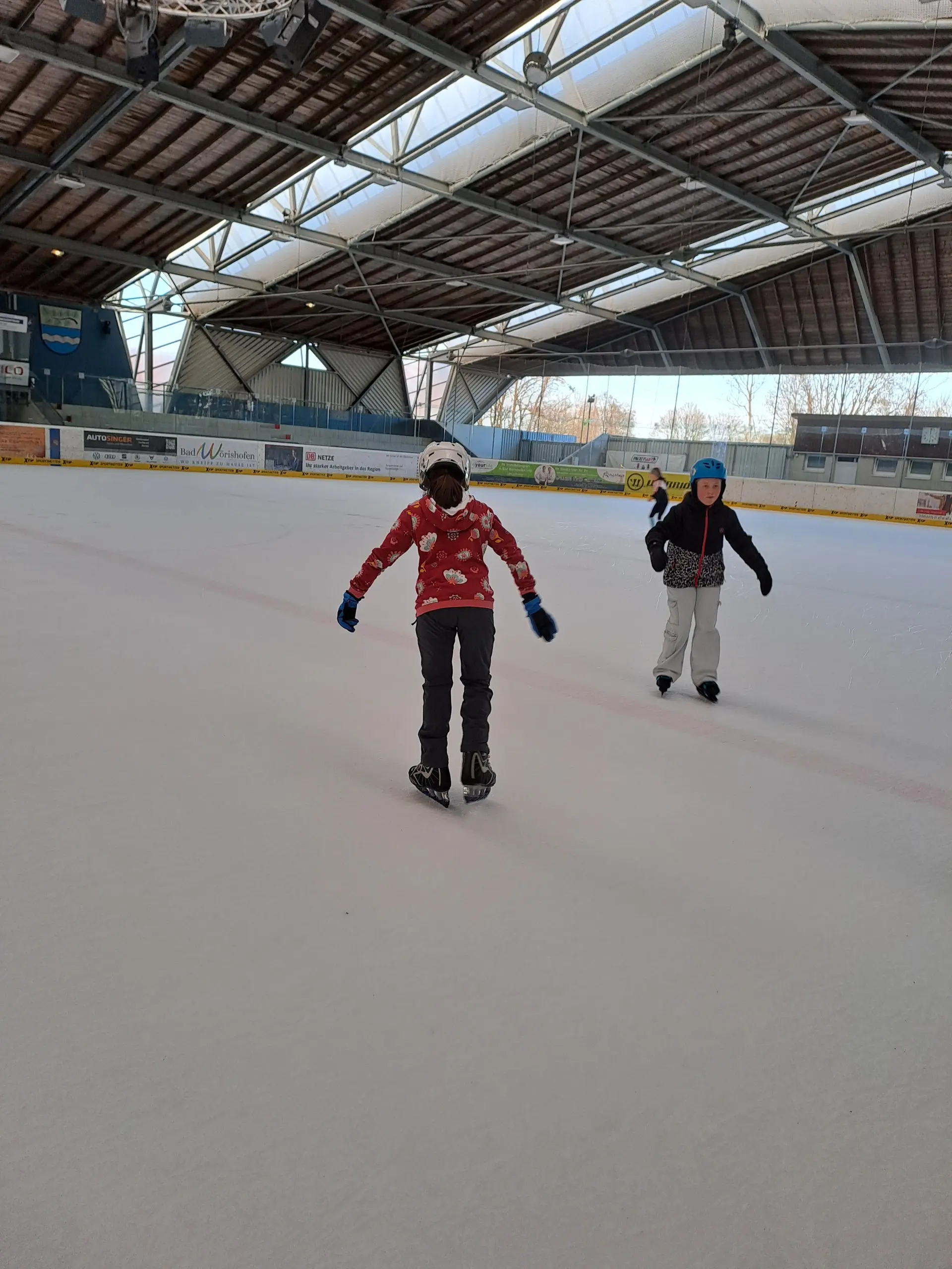Eisläufer auf dem Eis | © DAV/Carolin Ullrich
