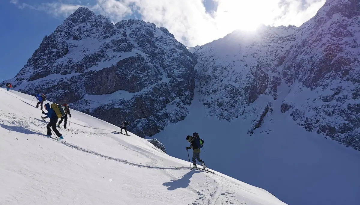Die jungen Wilden auf Iglutour | © DAV/Vera Langguth