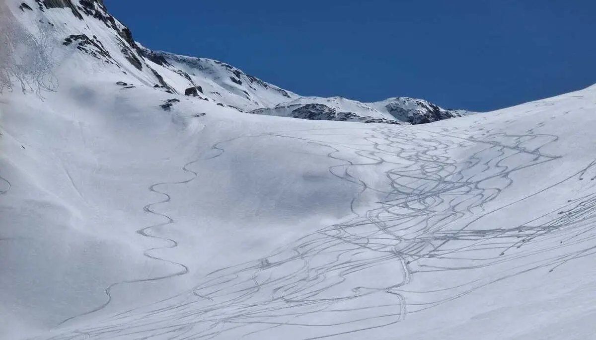 Die "Jungen Wilden" unterwegs zum Tourentraum bei Kaiserwetter | © DAV/Vera Langguth